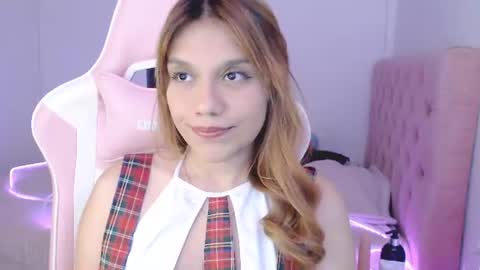 Sofia 3 online show from July 10, 9:20 pm
