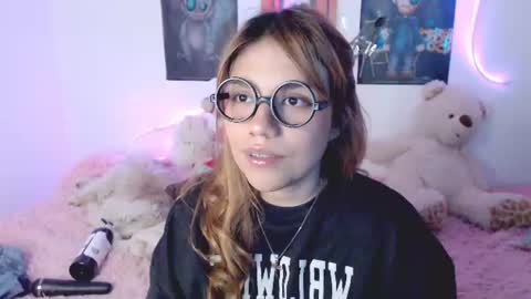 Sofia 3 online show from August 6, 6:34 am