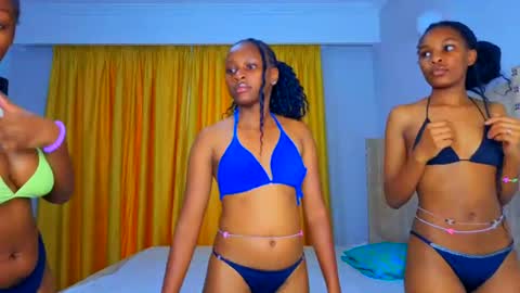 LOLA online show from August 11, 11:23 am