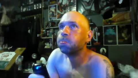 That guy online show from August 8, 3:50 am