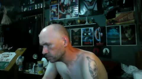 That guy online show from August 8, 6:02 am