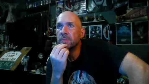 That guy online show from August 10, 4:36 am