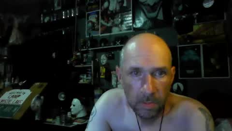 That guy online show from August 11, 4:03 am