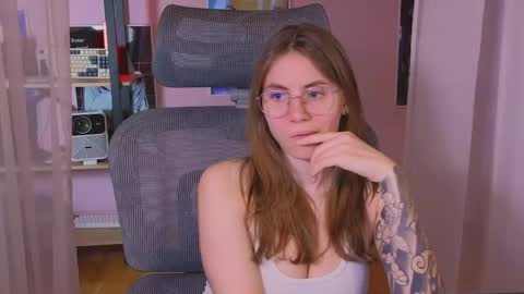 Ann online show from May 17, 8:04 am