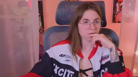 Ann online show from May 22, 1:07 am