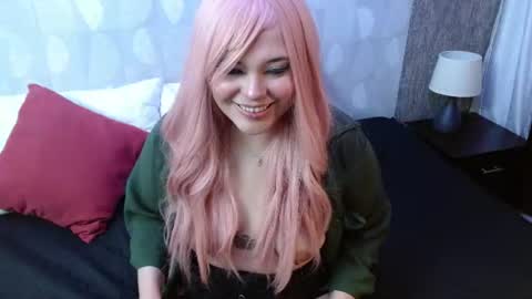 Lucy online show from August 17, 2:22 pm