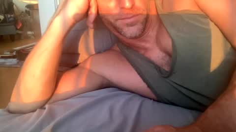 _lululeo_ online show from August 4, 3:36 am