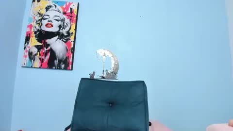 _luna__sweet_ online show from August 8, 3:17 am