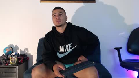 STIVEN online show from July 22, 2:08 pm