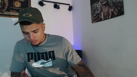 STIVEN online show from July 30, 1:51 pm