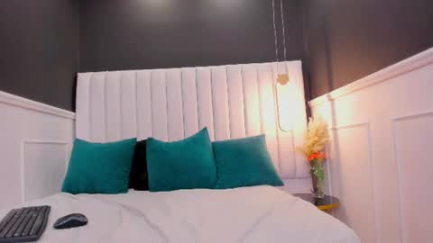 Lya  online show from August 1, 10:49 pm