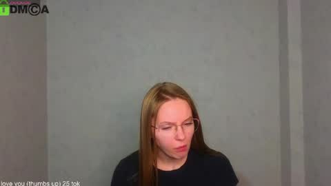 Welcome guys  Pleasure to see you all here  My name is LysaVasilisaMichaelaTip menu is active Private is open  online show from April 29, 9:12 am