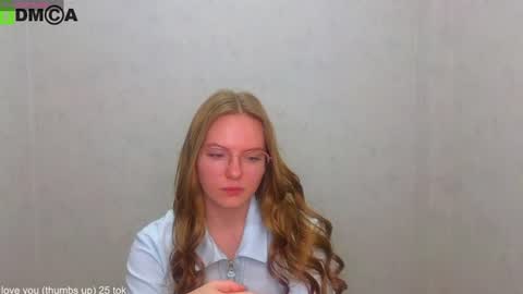 Welcome guys  Pleasure to see you all here  My name is LysaVasilisaMichaelaTip menu is active Private is open  online show from June 18, 7:41 am
