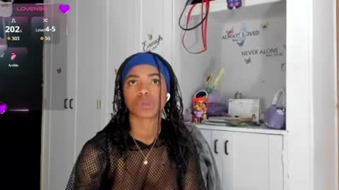 _marcela_22 online show from August 12, 4:15 am