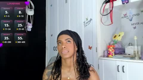 _marcela_22 online show from August 13, 7:22 am
