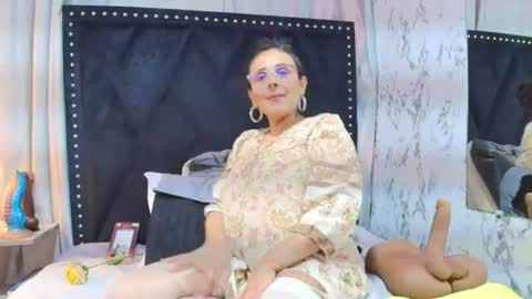 _marcela__ online show from August 5, 2:59 pm