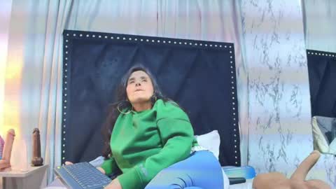 _marcela__ online show from August 7, 2:50 pm