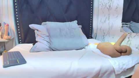 _marcela__ online show from August 14, 12:42 pm