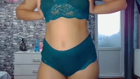  Mari  online show from August 4, 6:43 am