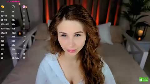 Mari online show from August 10, 11:28 pm