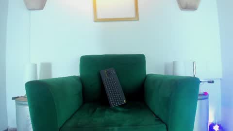 _maximo_1 online show from July 2, 12:44 am