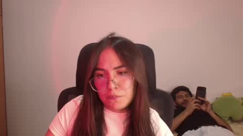 max and abby online show from July 13, 1:56 am