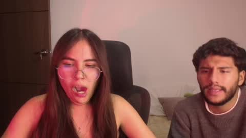 max and abby online show from July 15, 4:35 am