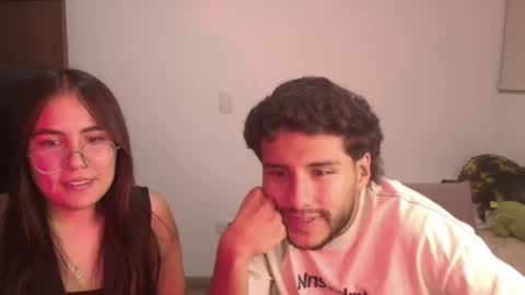 max and abby online show from July 23, 1:08 am