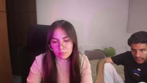 max and abby online show from July 27, 11:32 pm