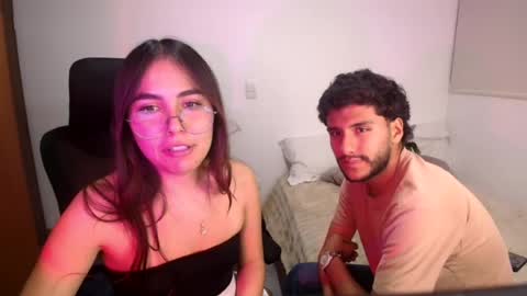 max and abby online show from August 16, 2:15 am