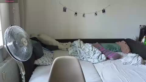  Medaed20  online show from July 11, 11:16 am