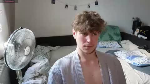  Medaed20  online show from July 24, 3:48 pm