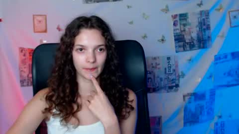 Susie online show from July 19, 4:09 pm