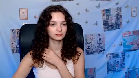 Susie online show from August 17, 2:33 pm