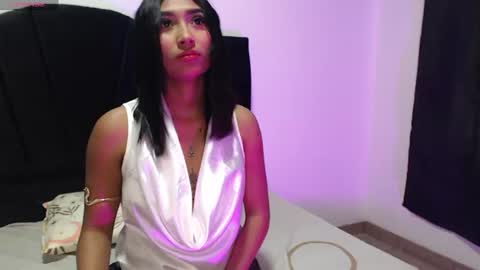 Mia.  online show from August 14, 5:16 pm