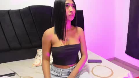 Mia.  online show from August 17, 7:41 pm