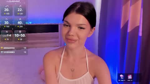 Mia online show from August 11, 7:21 am