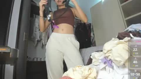 Miarose online show from August 8, 2:44 am