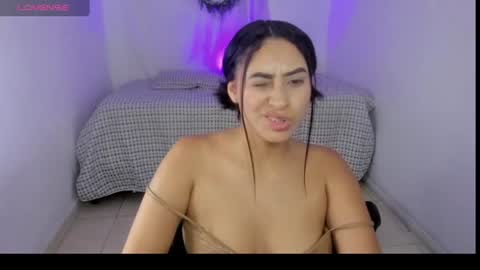 Mia online show from June 30, 10:22 pm