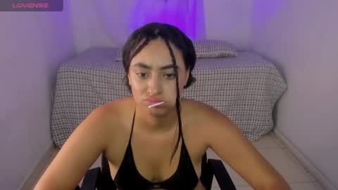 Mia online show from July 29, 8:38 pm