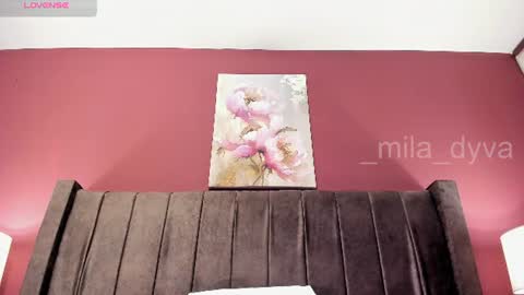 _mila_dyva online show from August 12, 1:35 pm