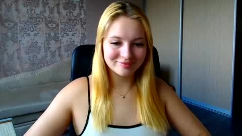 Melanie online show from July 15, 10:16 am
