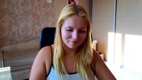 Melanie online show from August 10, 3:13 pm