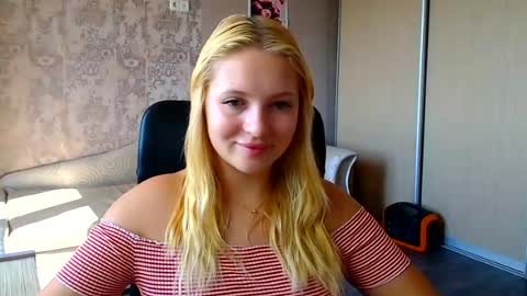 Melanie online show from August 11, 12:51 pm