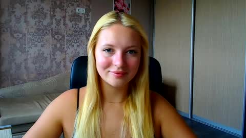 Melanie online show from August 13, 11:02 am