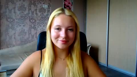 Melanie online show from August 13, 12:08 pm