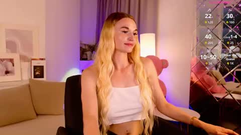 Mila online show from August 1, 10:32 am