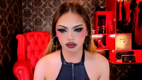 Raven Strauss online show from July 24, 9:40 pm