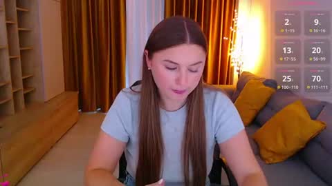 Mia online show from July 12, 10:10 am