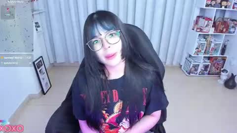 Hanna  Idependent Model  online show from June 21, 10:16 am